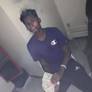 Meet your Posher, Dejonte